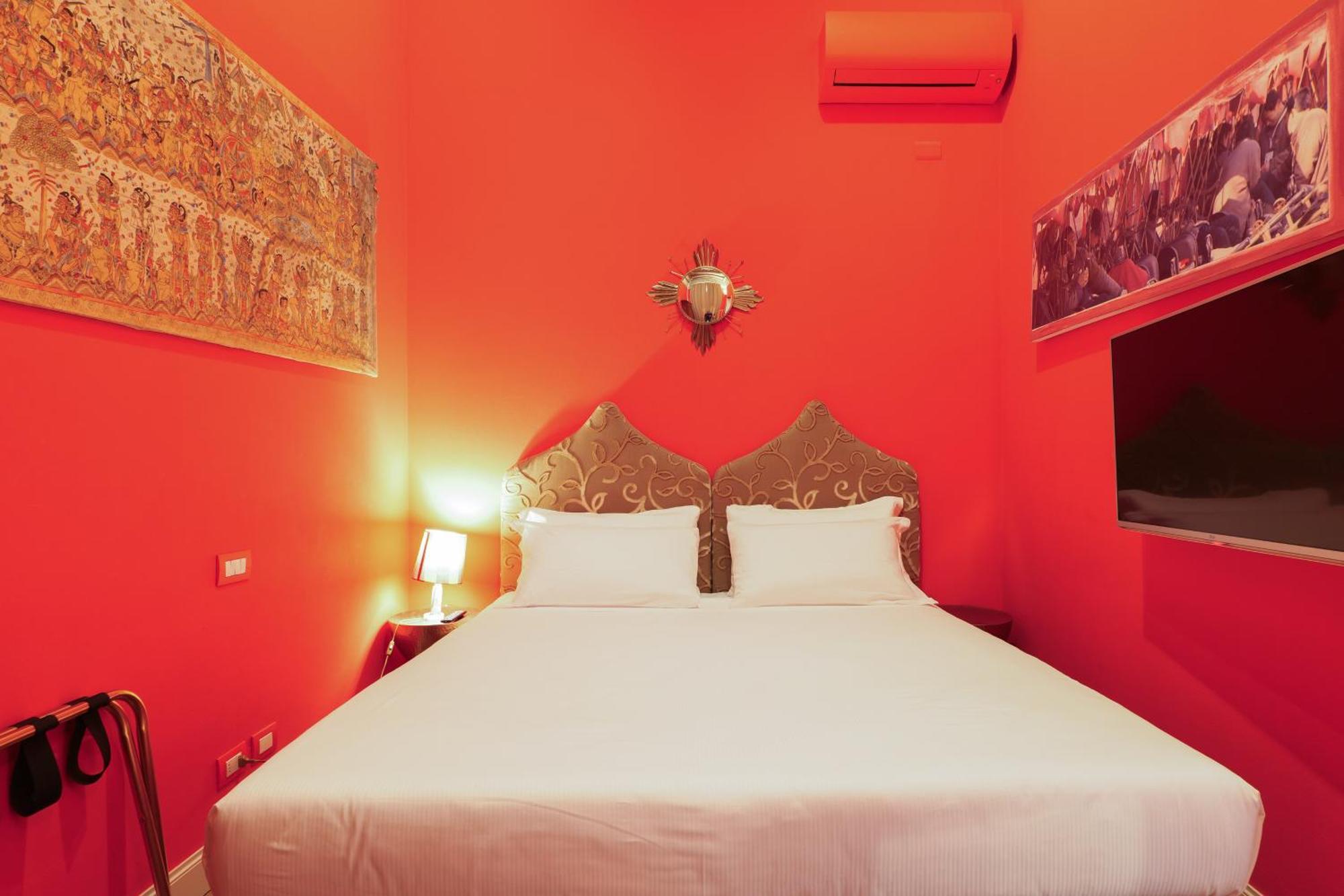 Prestige Boutique Aparthotel - Montenapoleone Милан Экстерьер фото